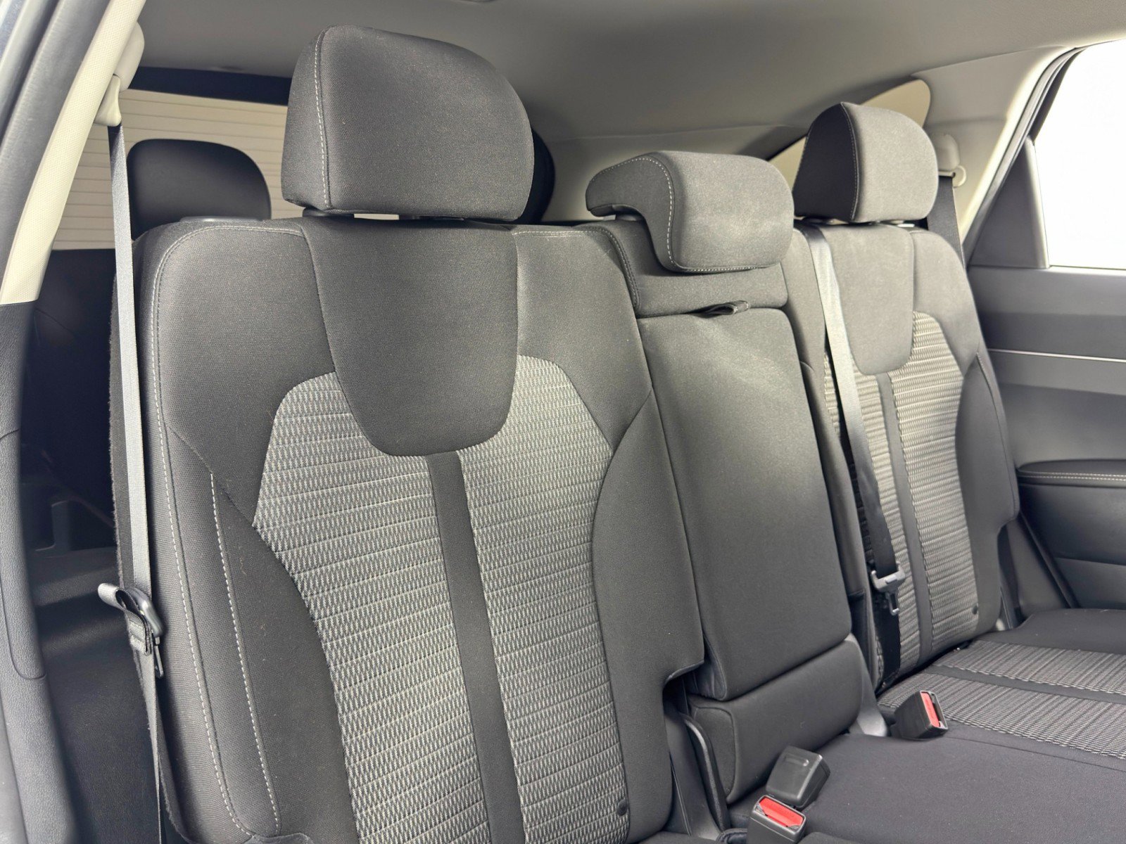 Used 2022 Kia Sorento LX FWD image 33