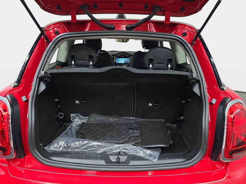 Used 2024 MINI Cooper SE FWD image 13