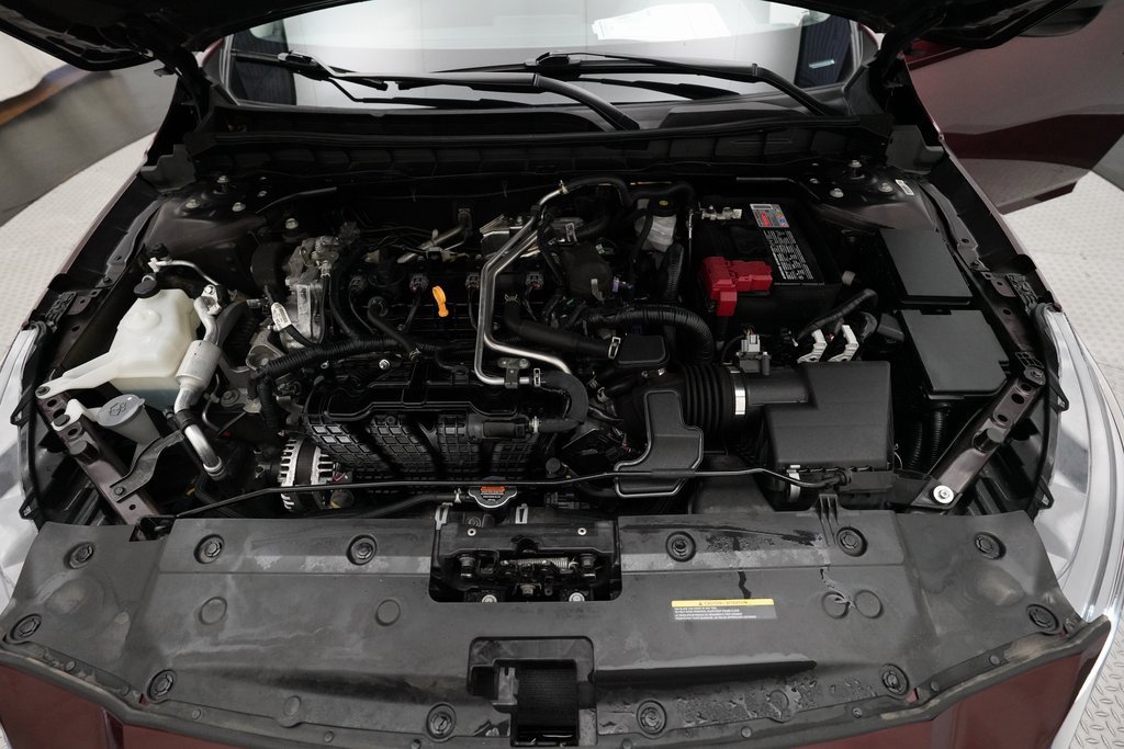 Used 2024 Nissan Altima 2.5 SV image 3