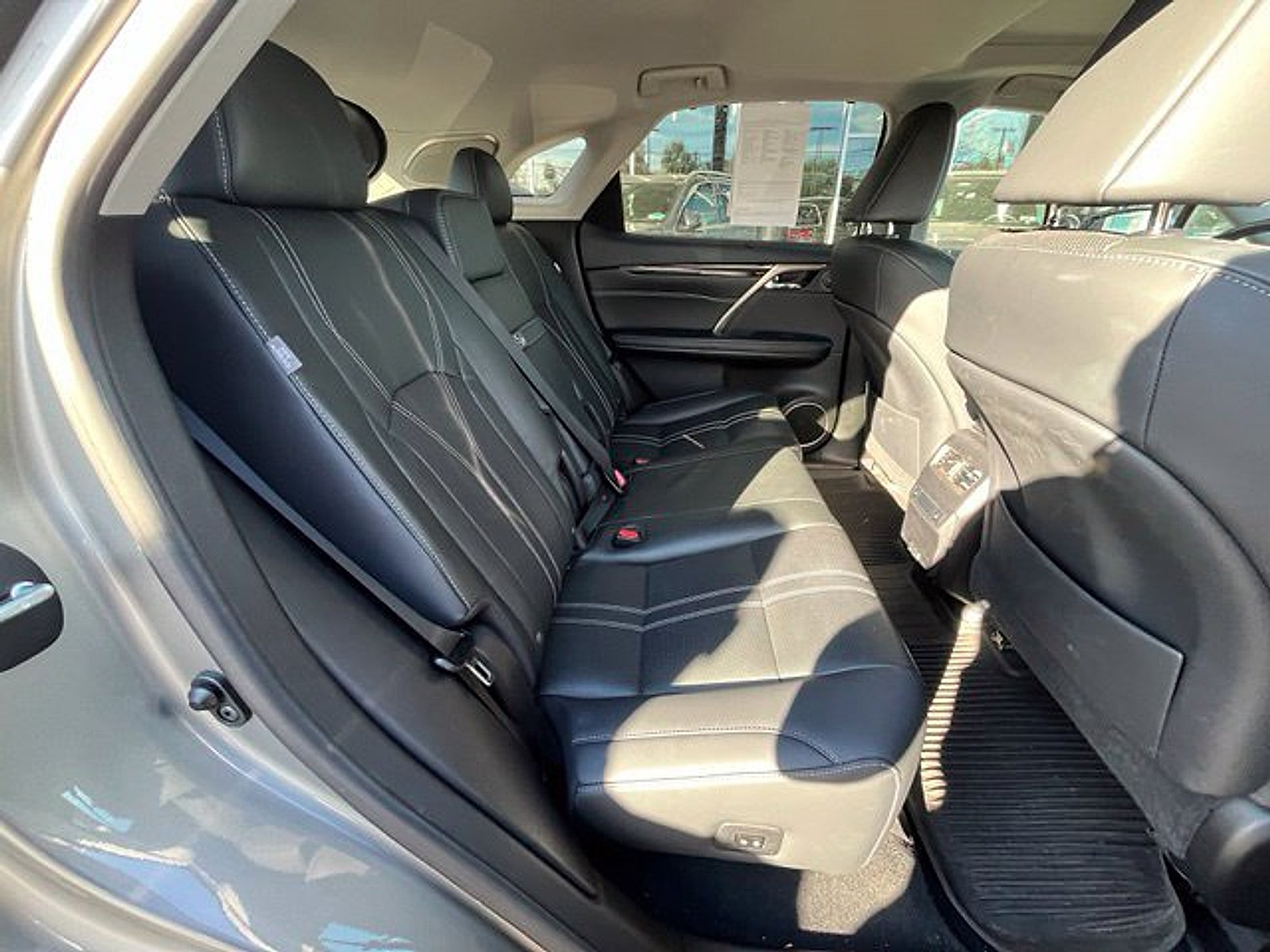 Used 2021 Lexus RX 450h AWD w/ Luxury Package image 12