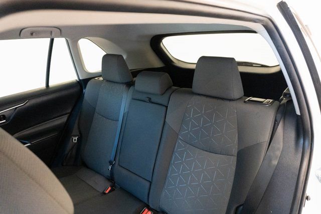 Used 2021 Toyota RAV4 XLE image 17