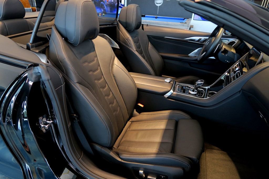 Used 2022 BMW M850i xDrive M850i xDrive Convertible image 31