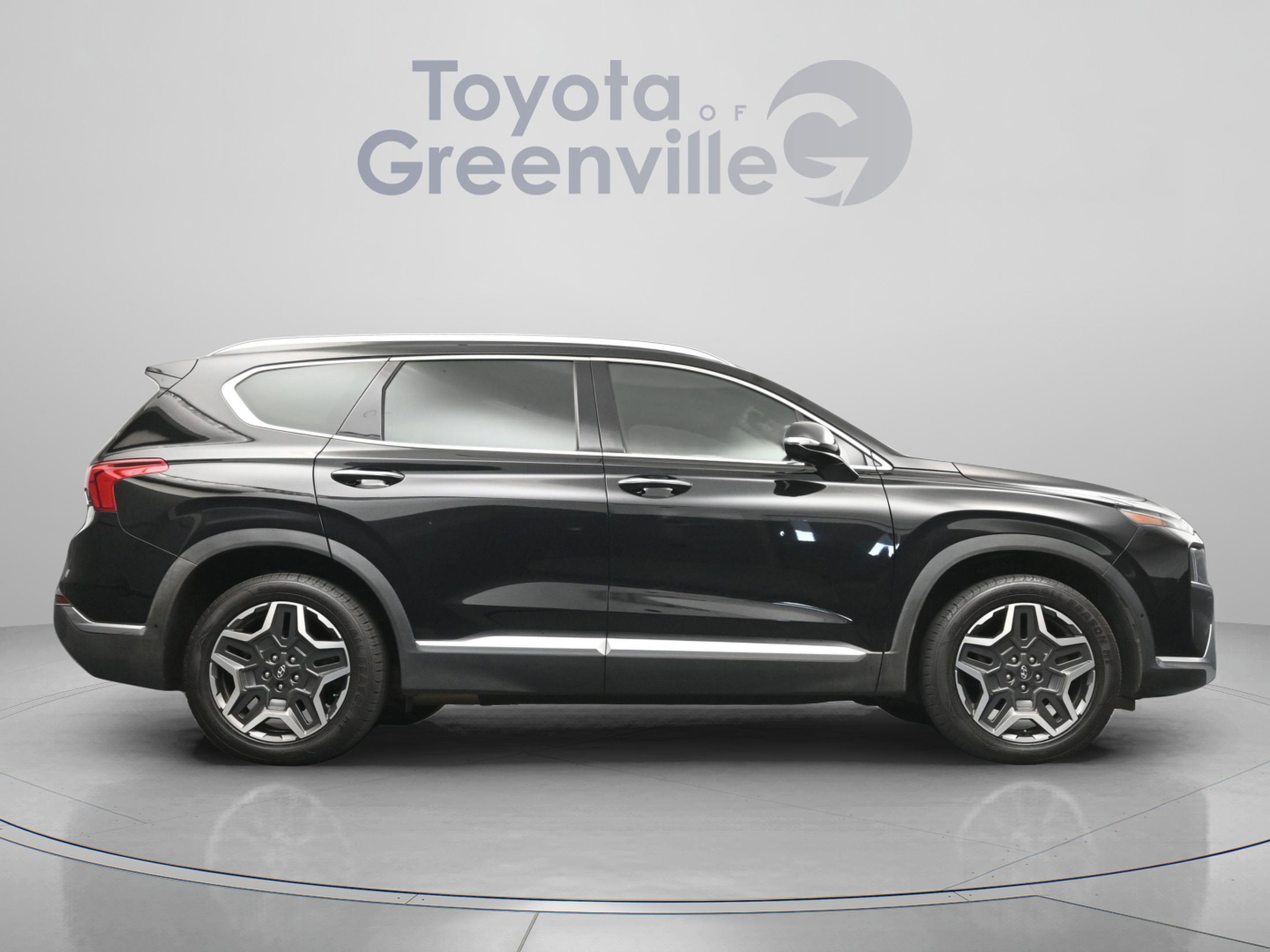 Used 2022 Hyundai Santa Fe Limited image 16