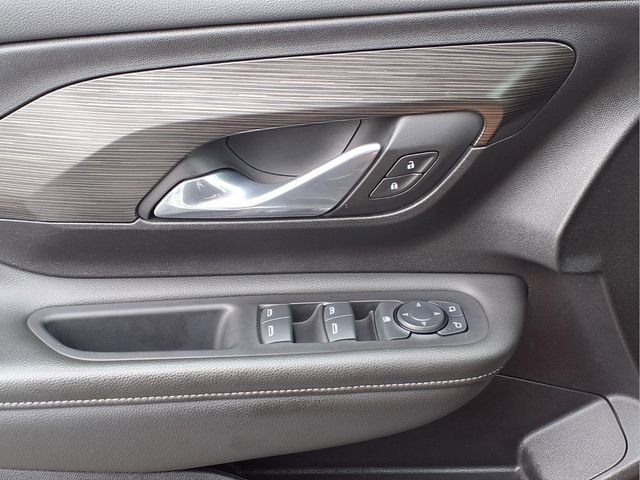 Used 2024 GMC Terrain SLE FWD image 14