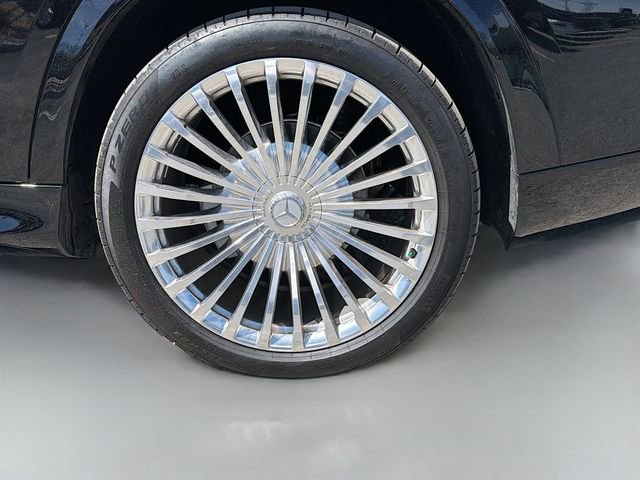 Used 2025 Mercedes-Benz Maybach GLS 600 4MATIC image 30