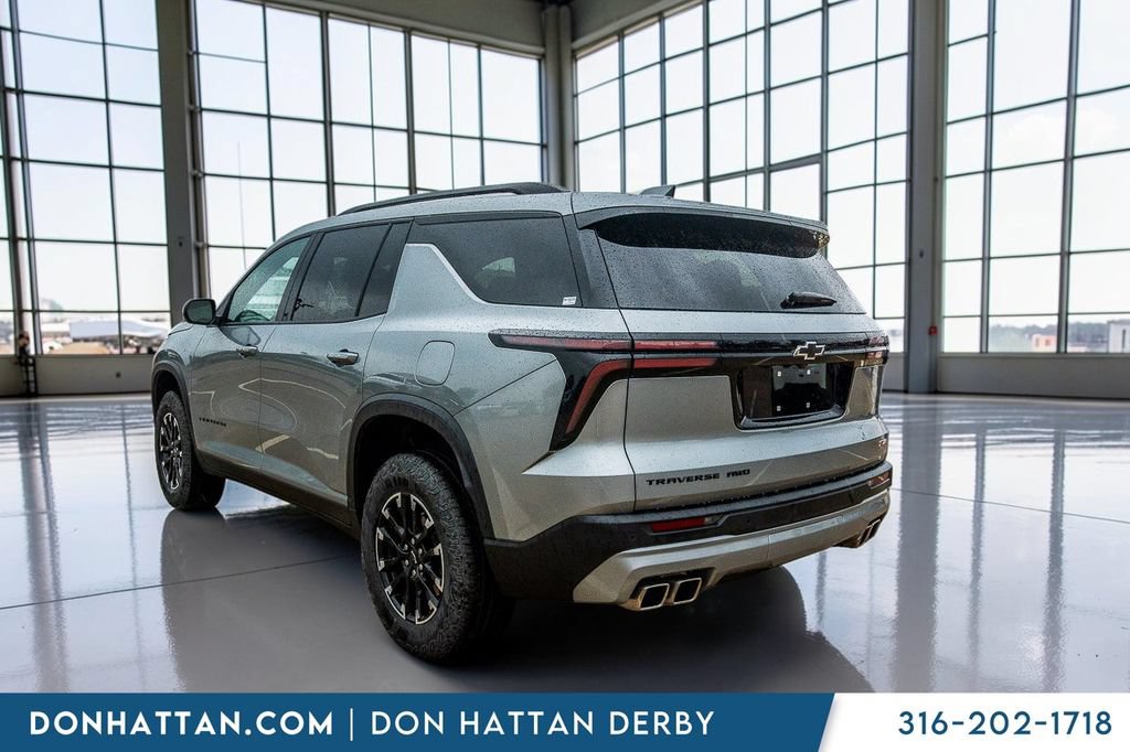 Used 2025 Chevrolet Traverse Z71 AWD/4WD image 28