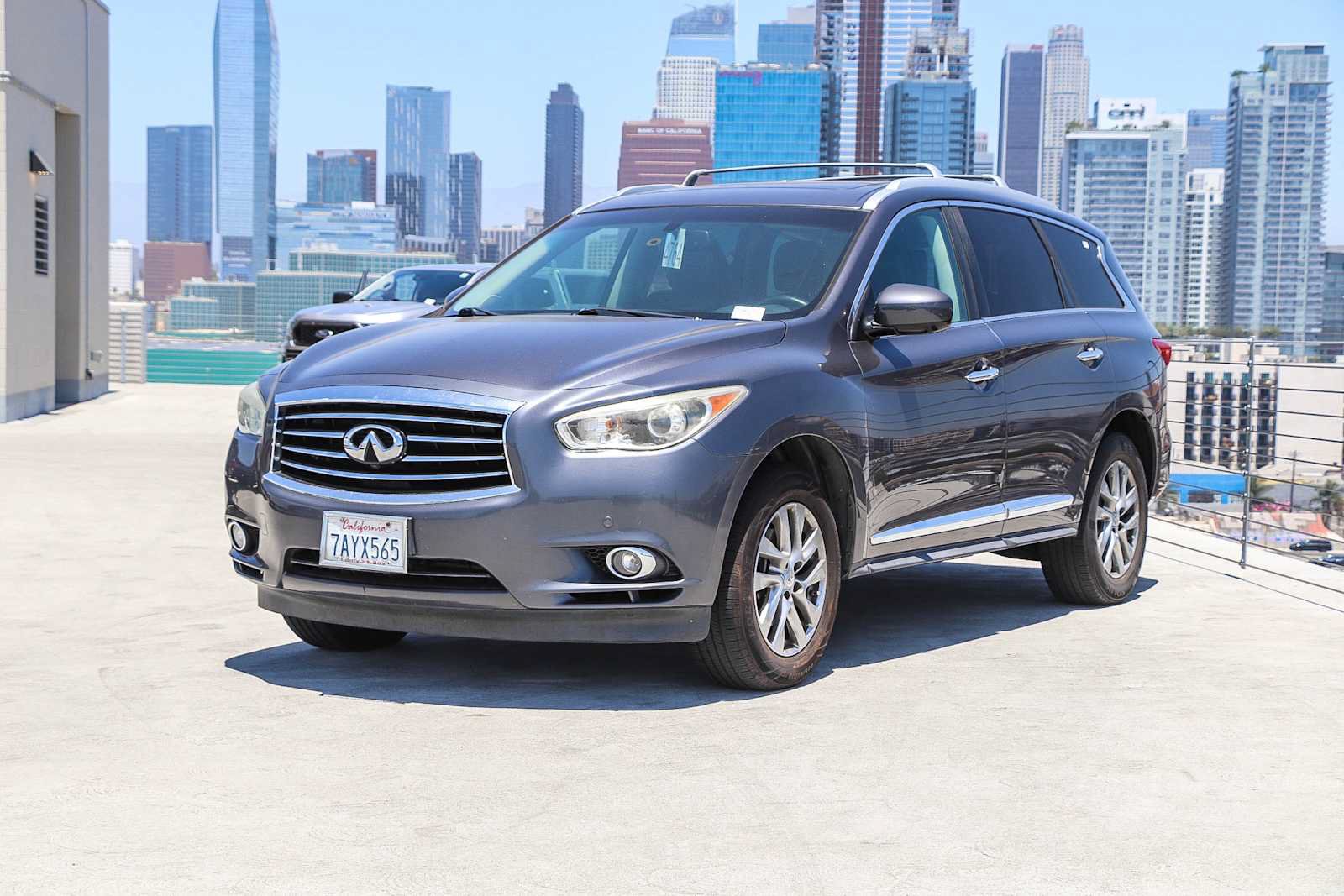 Used 2013 INFINITI JX35 FWD w/ Premium Pkg