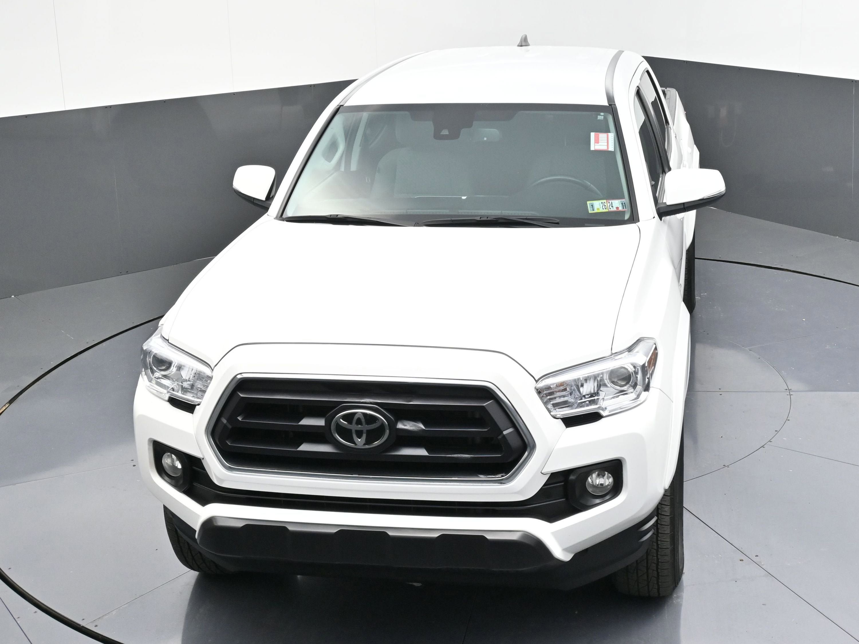 Used 2023 Toyota Tacoma SR5 w/ Technology Package image 44
