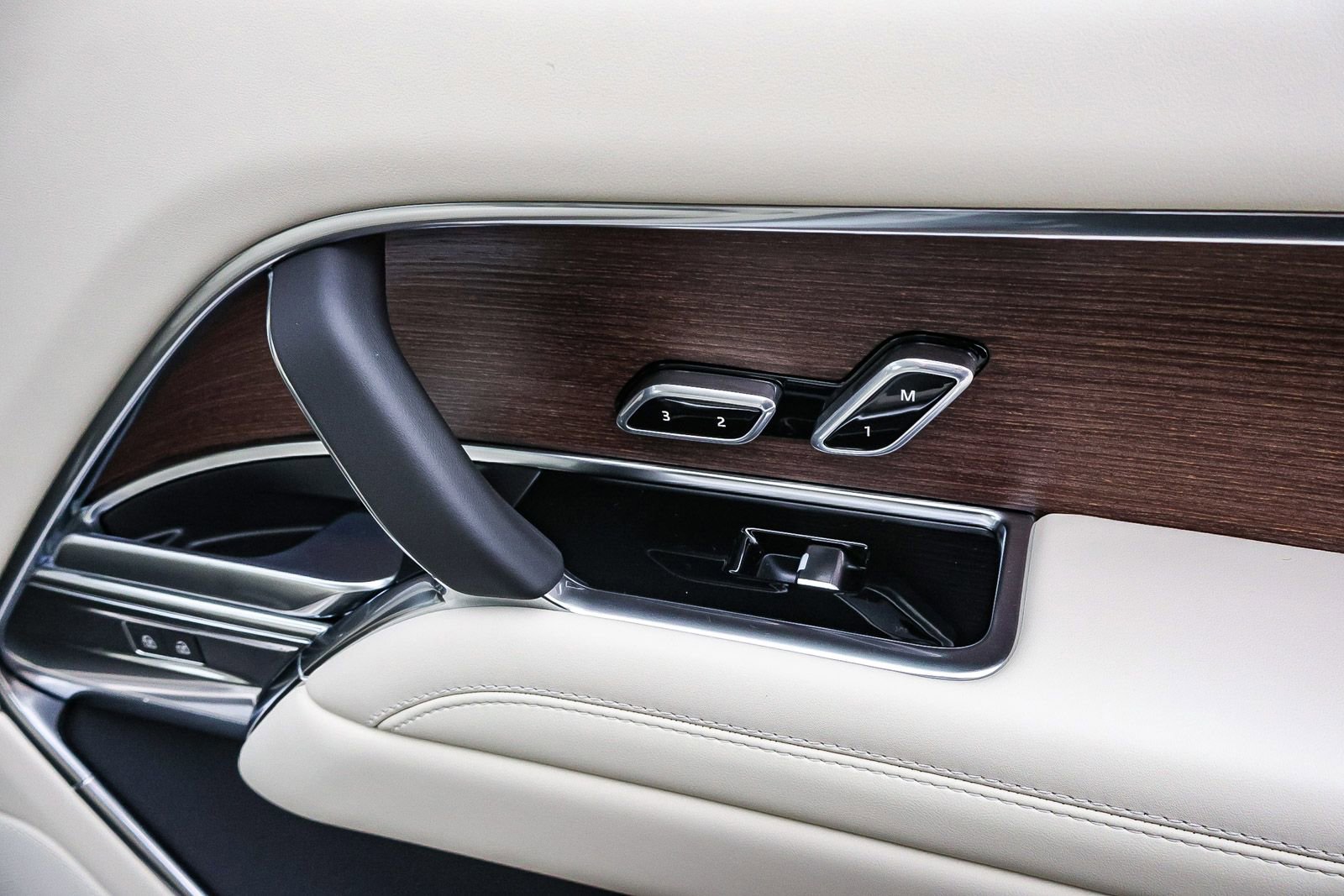 New 2026 Land Rover Range Rover SE image 19