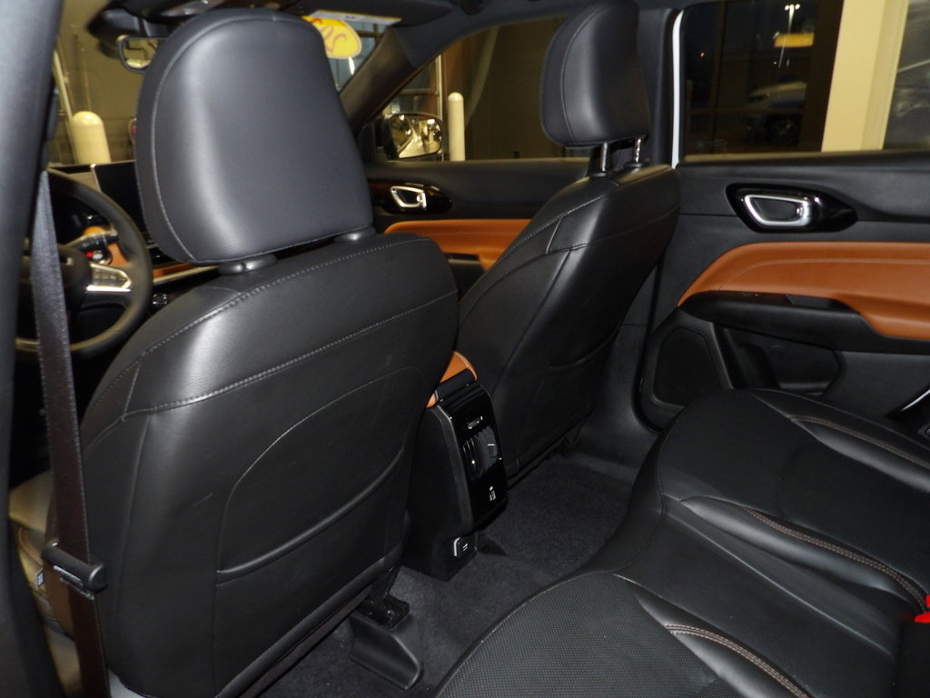 Used 2024 Jeep Compass Limited w/ Elite Group image 21