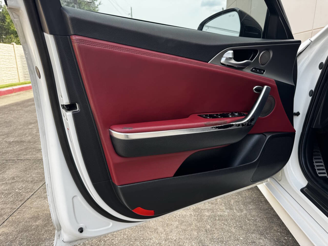 Used 2020 Kia Stinger GT1 image 10