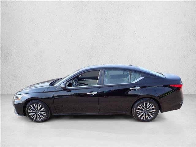 Used 2023 Nissan Altima 2.5 SV w/ SV Premium Package FWD video 2