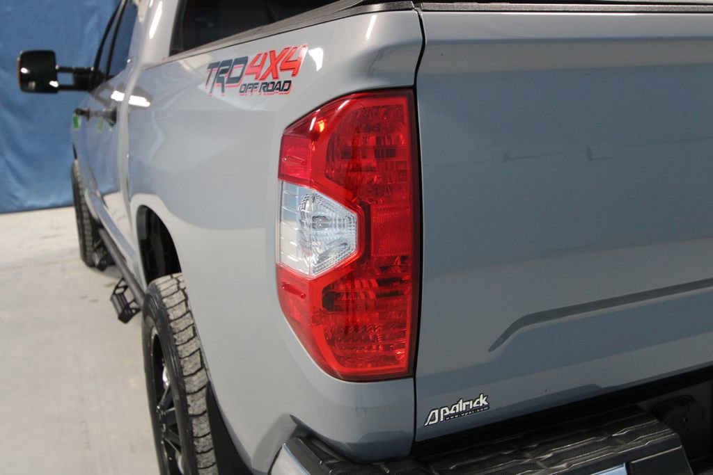 Used 2018 Toyota Tundra SR5 image 38