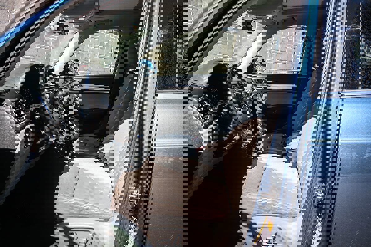 Used 2016 Audi Q3 2.0T Premium Plus w/ Technology Package image 8