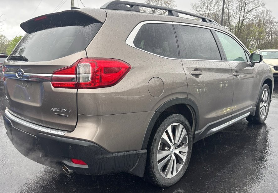 Used 2021 Subaru Ascent Limited w/ Technology Package AWD/4WD image 8