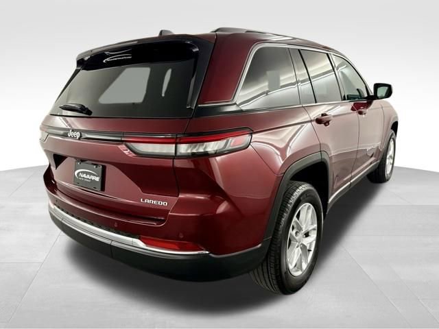 Used 2025 Jeep Grand Cherokee Laredo X w/ Luxury Tech Group I image 9