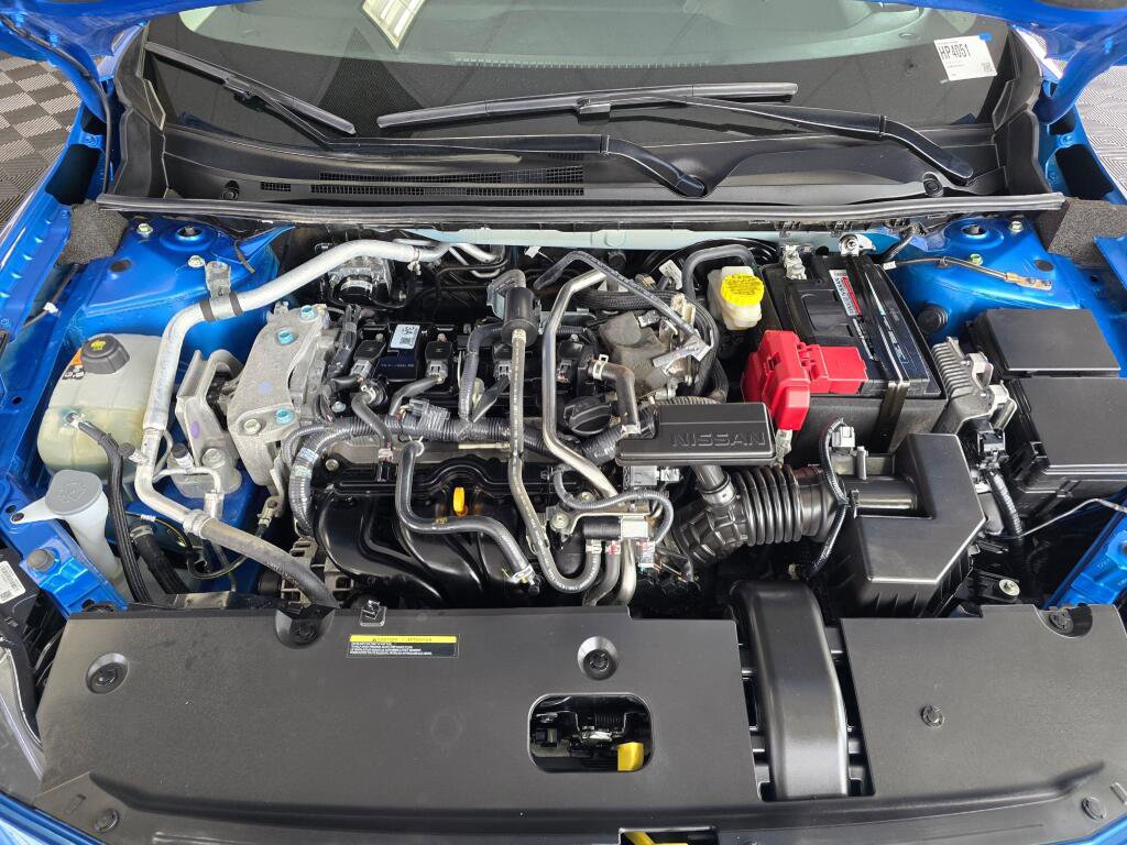 Used 2024 Nissan Sentra SV FWD image 11