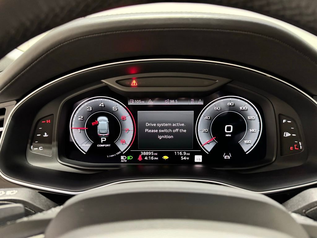 Used 2022 Audi Q8 Prestige image 16