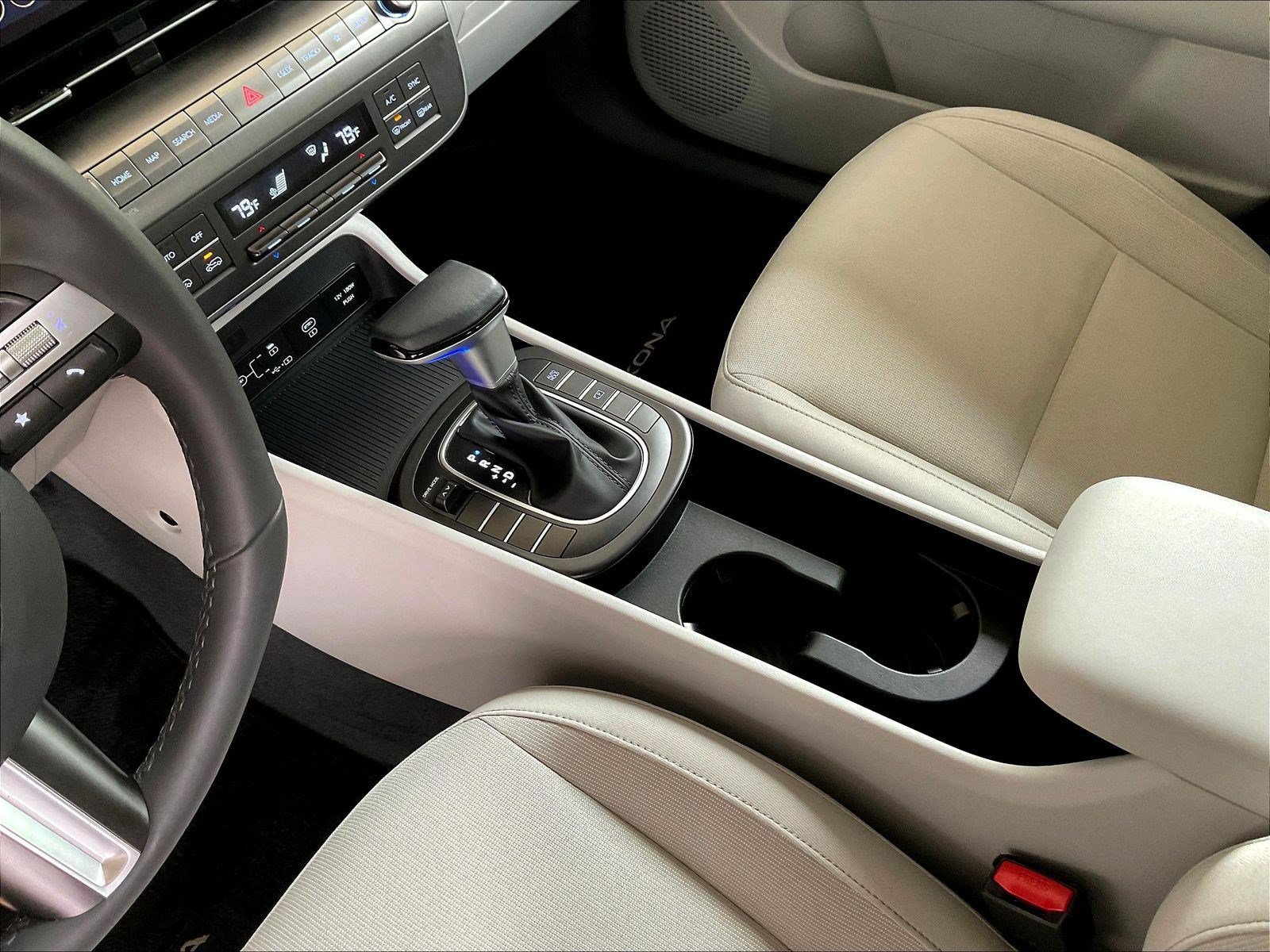 Used 2024 Hyundai Kona SEL FWD image 17