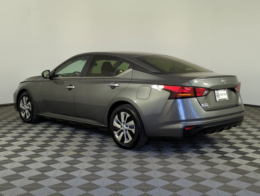 Used 2023 Nissan Altima 2.5 S image 5