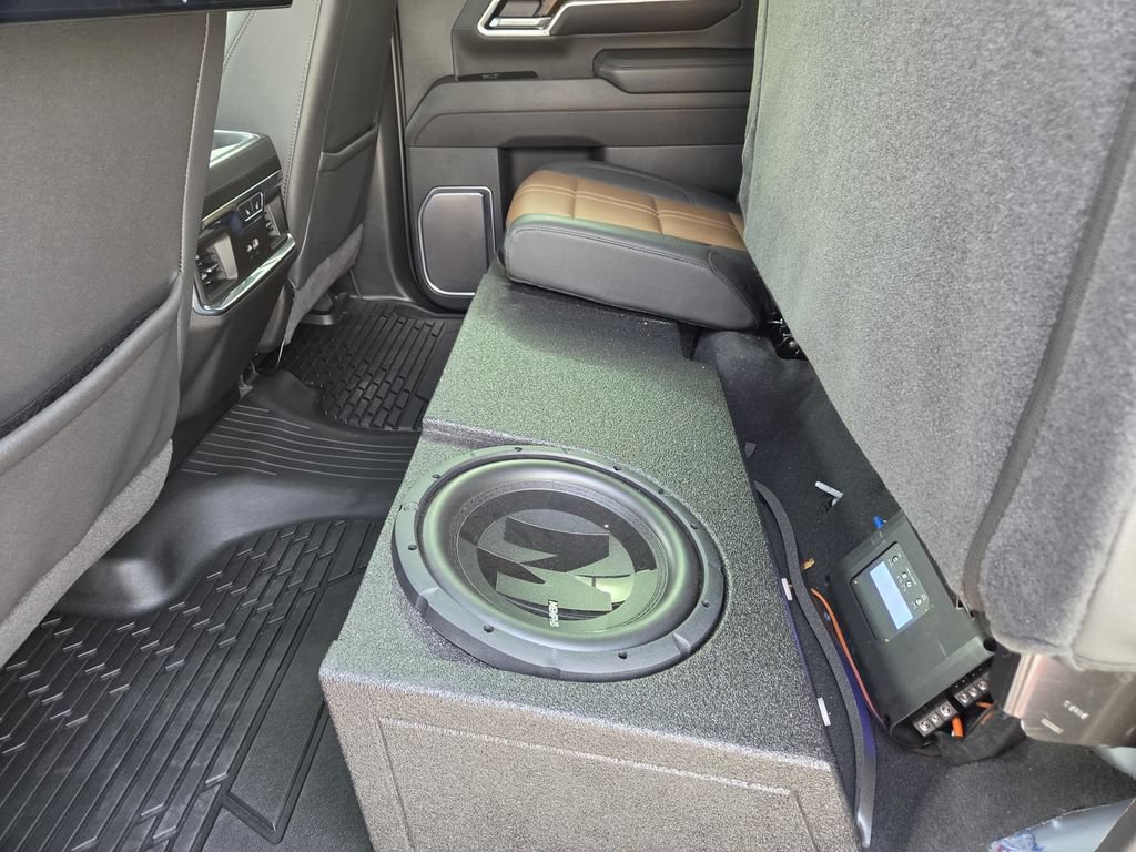 Used 2026 Chevrolet Silverado 2500 High Country w/ Technology Package AWD/4WD image 44