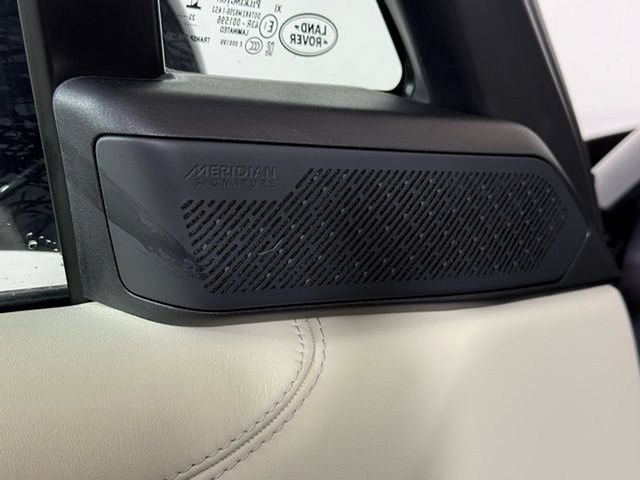 Used 2024 Land Rover Range Rover Autobiography AWD/4WD image 32