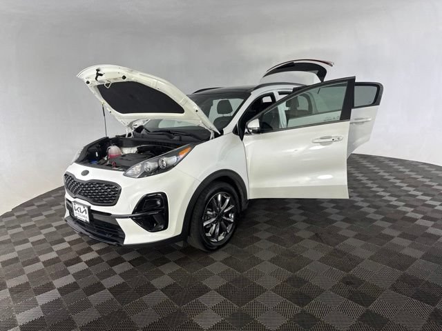 Certified 2022 Kia Sportage Nightfall Edition w/ Nightfall Fwd Premium Package image 12