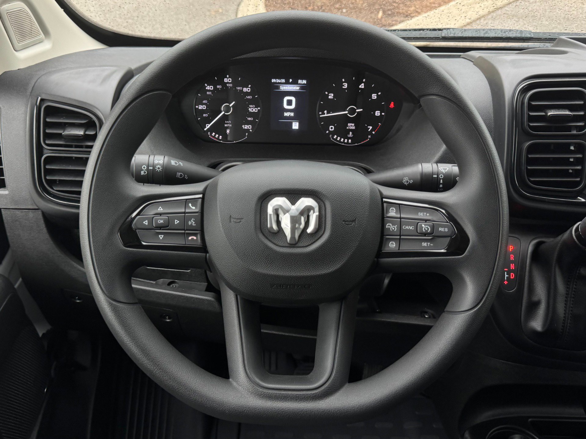 Used 2025 RAM ProMaster 2500 w/ Convenience Group image 35