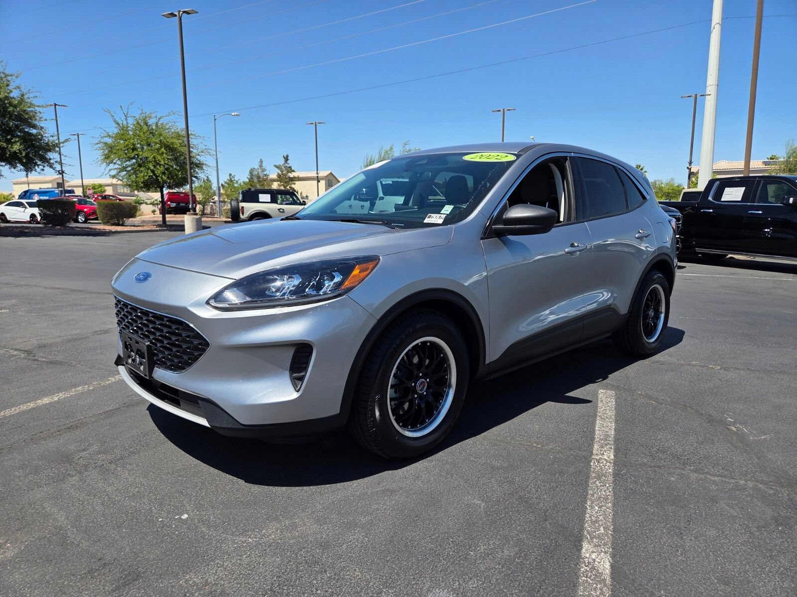 Certified 2022 Ford Escape SE w/ Convenience Package FWD image 2
