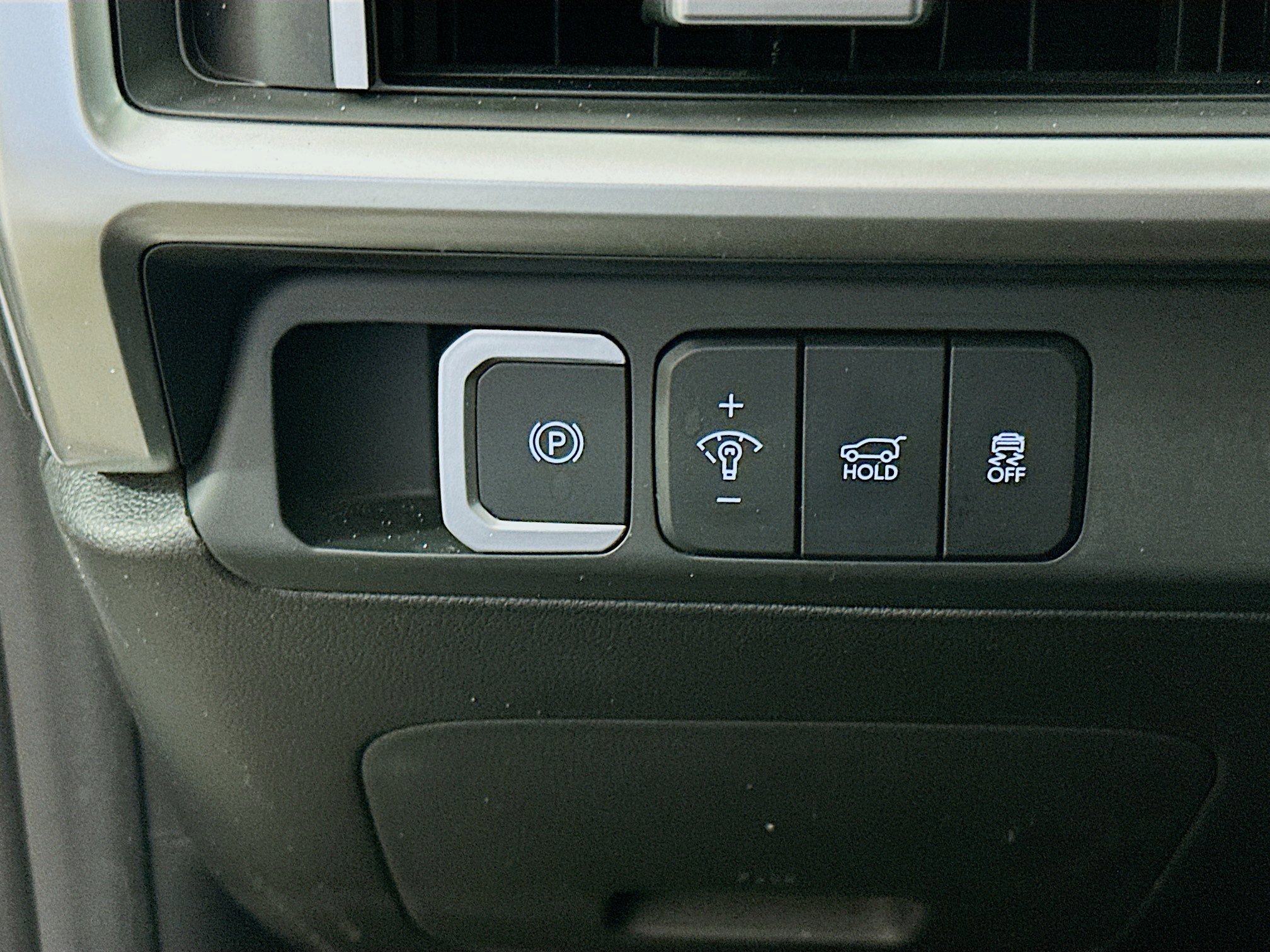 Used 2025 Hyundai Santa Fe SEL image 16