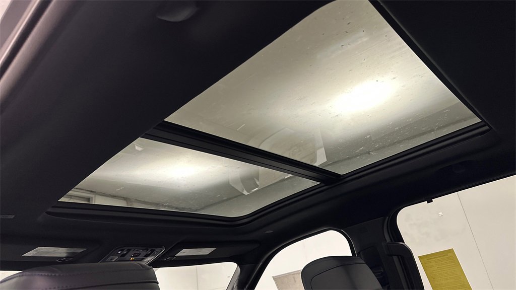 New 2025 Toyota Tundra Platinum image 13