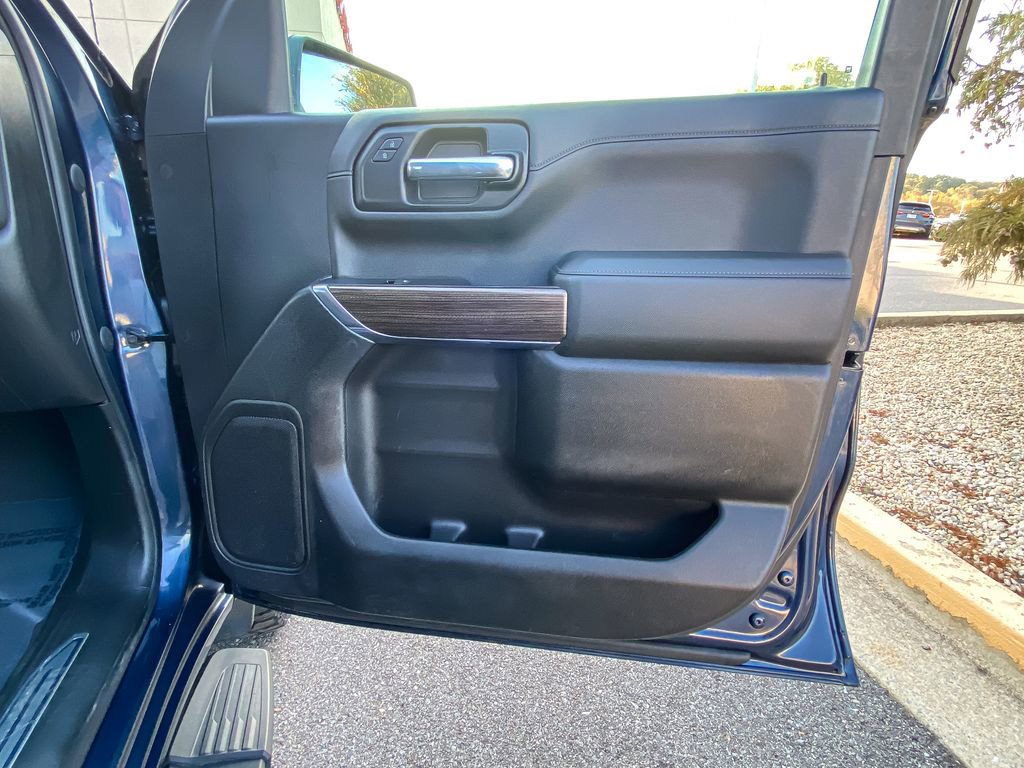 Used 2021 Chevrolet Silverado 1500 LT Trail Boss image 39