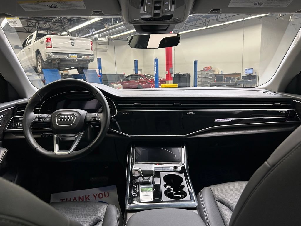 Used 2022 Audi Q8 Prestige AWD/4WD image 21