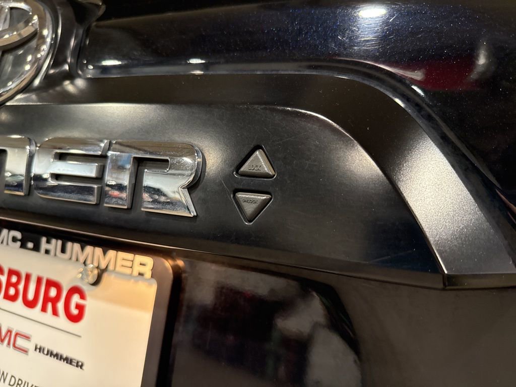 Used 2024 Toyota 4Runner TRD Off-Road Premium image 11