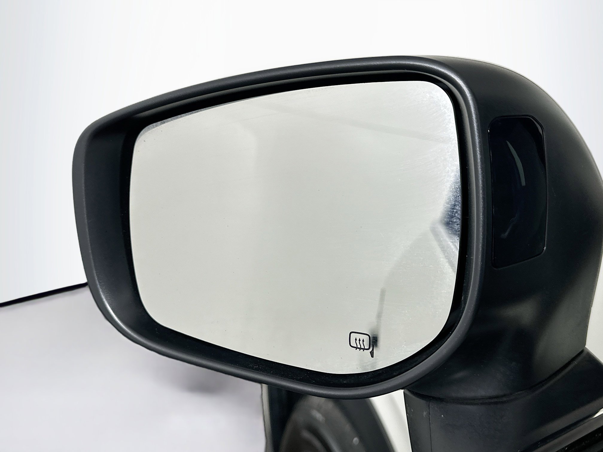 Used 2023 Subaru Ascent Premium w/ Convenience Package image 16