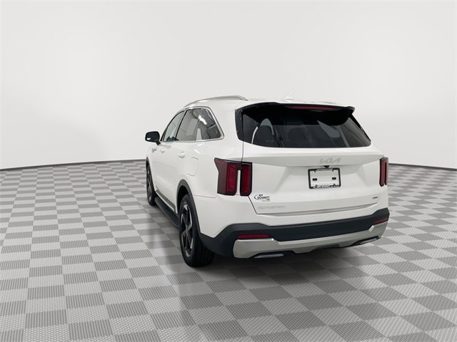 Used 2025 Kia Sorento EX image 8
