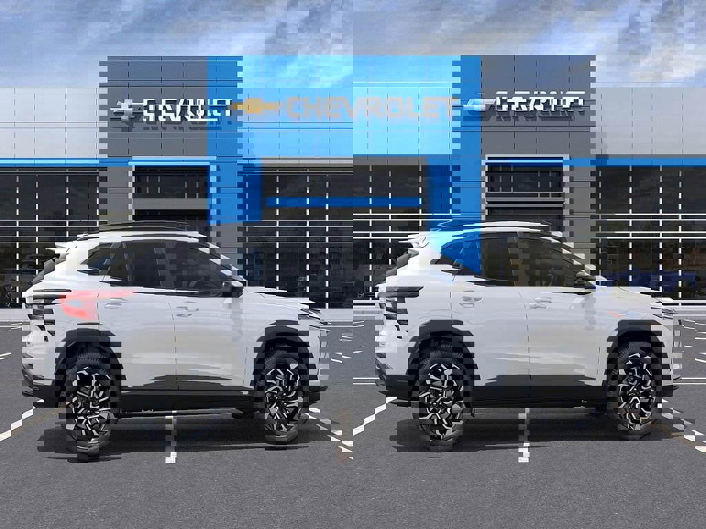 New 2026 Chevrolet Trax RS w/ Driver Confidence Package image 5