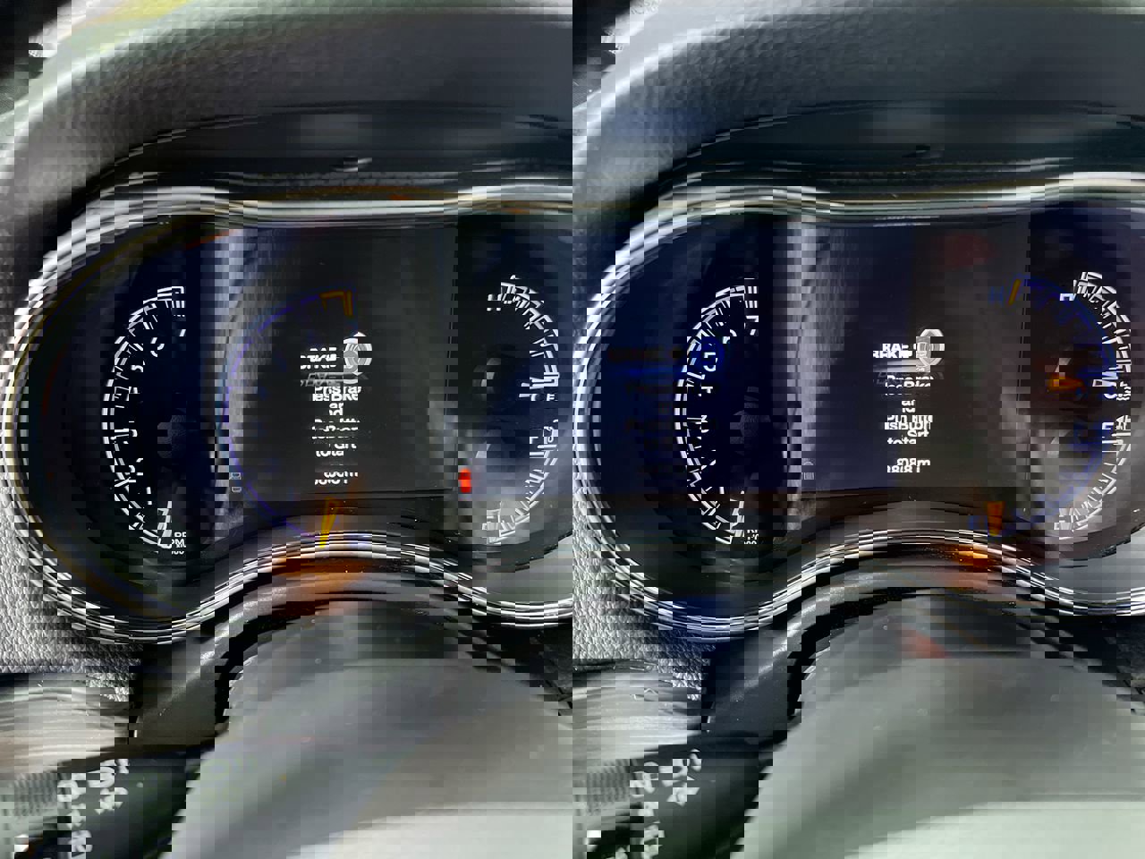 Used 2020 Jeep Grand Cherokee Laredo image 22