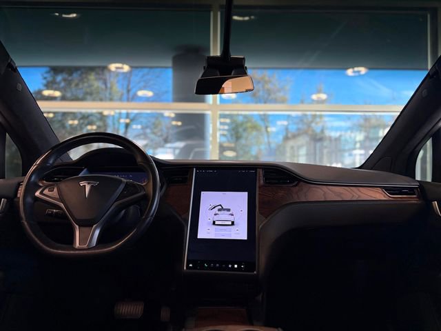 Used 2021 Tesla Model X Long Range image 38