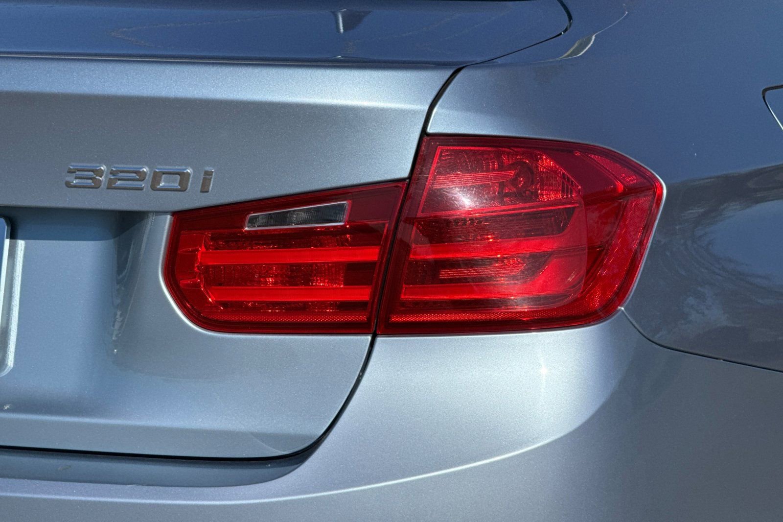 Used 2015 BMW 320i Sedan RWD image 26