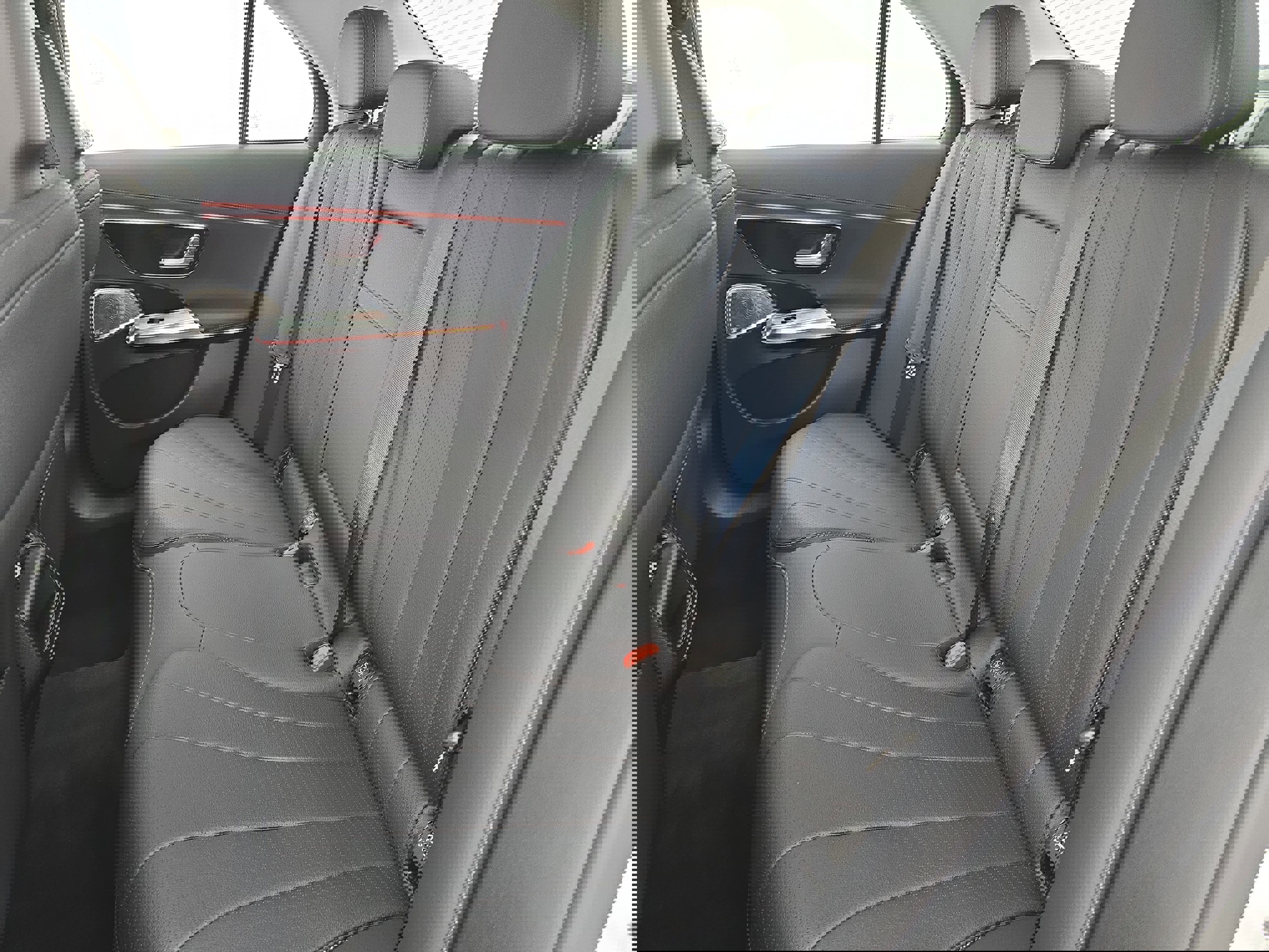 Used 2025 Mercedes-Benz E 350 Sedan image 14