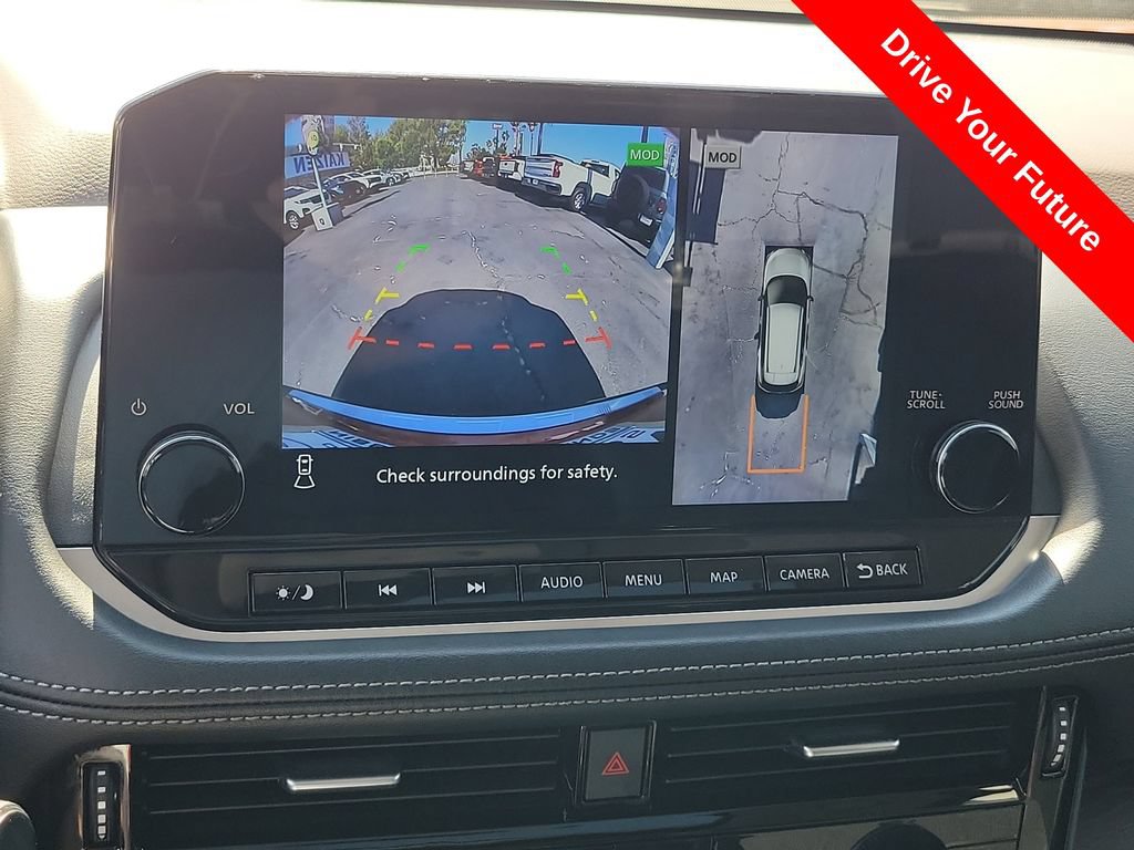 Used 2023 Nissan Rogue Platinum w/ Platinum Premium Package FWD image 12