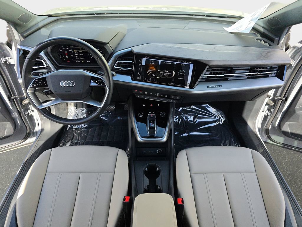 Certified 2024 Audi Q4 e-tron Premium image 9