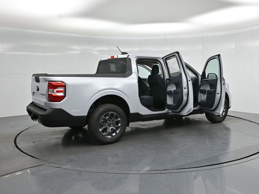 New 2026 Ford Maverick XLT FWD image 5