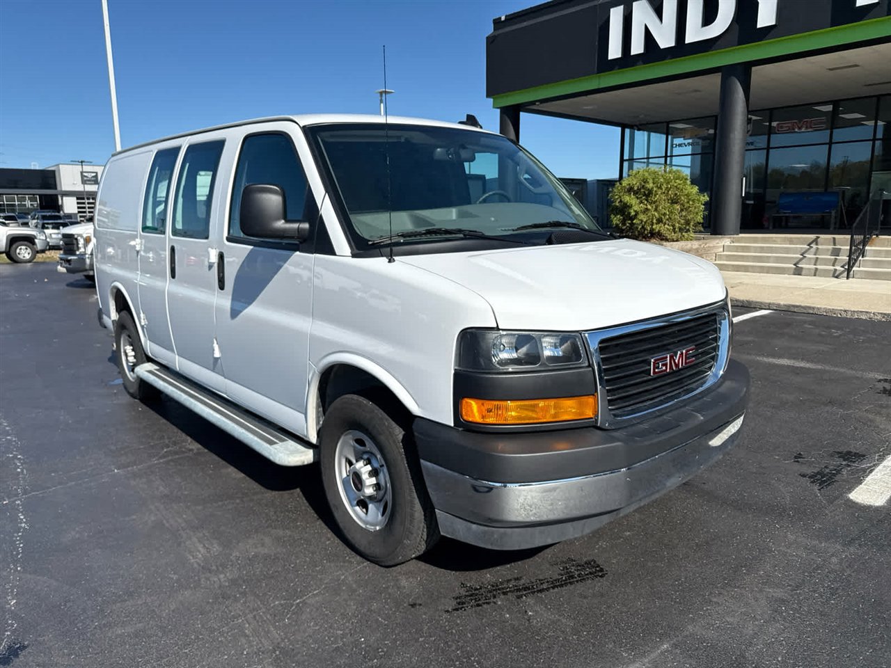 Used 2024 GMC Savana 2500 w/ Driver Convenience Package image 2