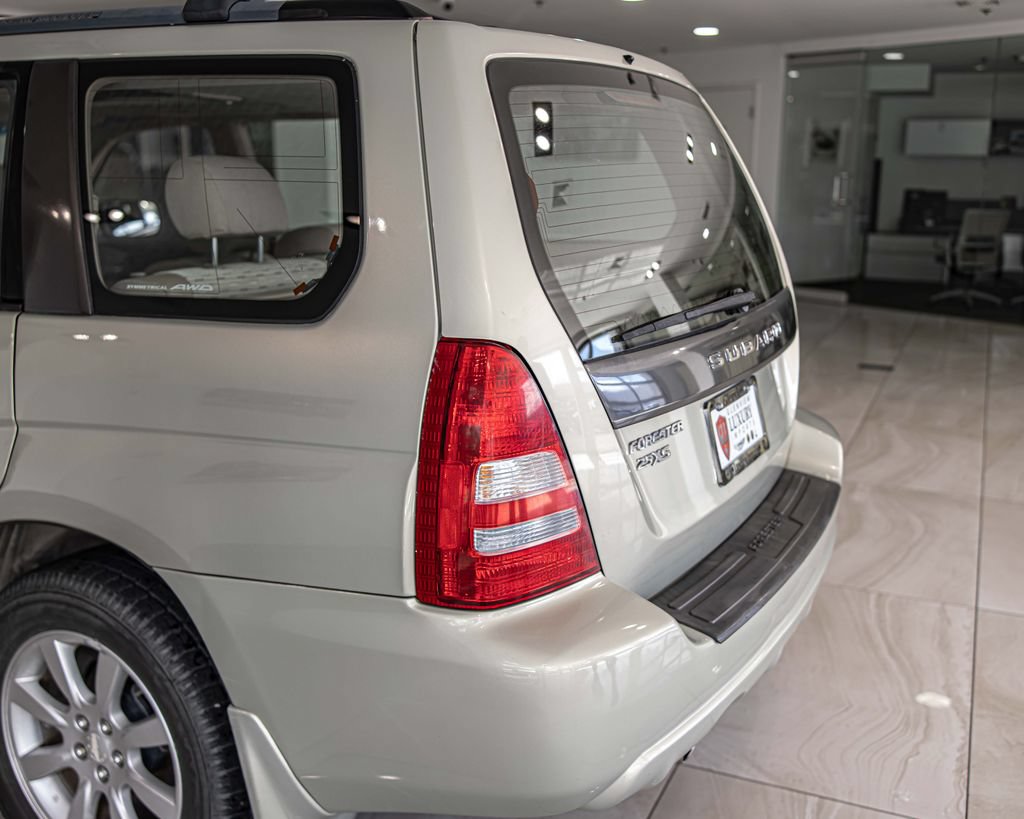 Used 2005 Subaru Forester 2.5XS AWD/4WD image 14