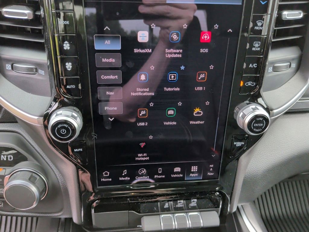 New 2026 RAM 1500 4x4 Crew Cab image 30