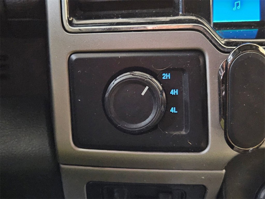 Used 2022 Ford F250 Lariat w/ Lariat Value Package image 25