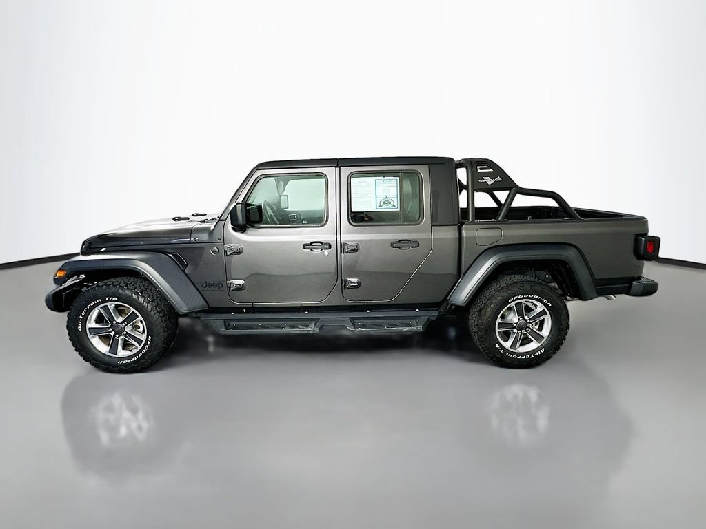 Used 2024 Jeep Gladiator Sport AWD/4WD image 4
