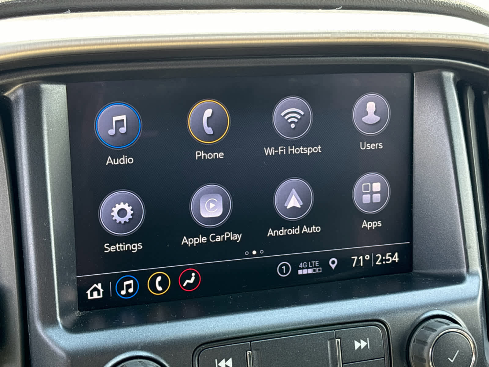 Used 2019 GMC Canyon SLE w/ Elevation Edition AWD/4WD image 10